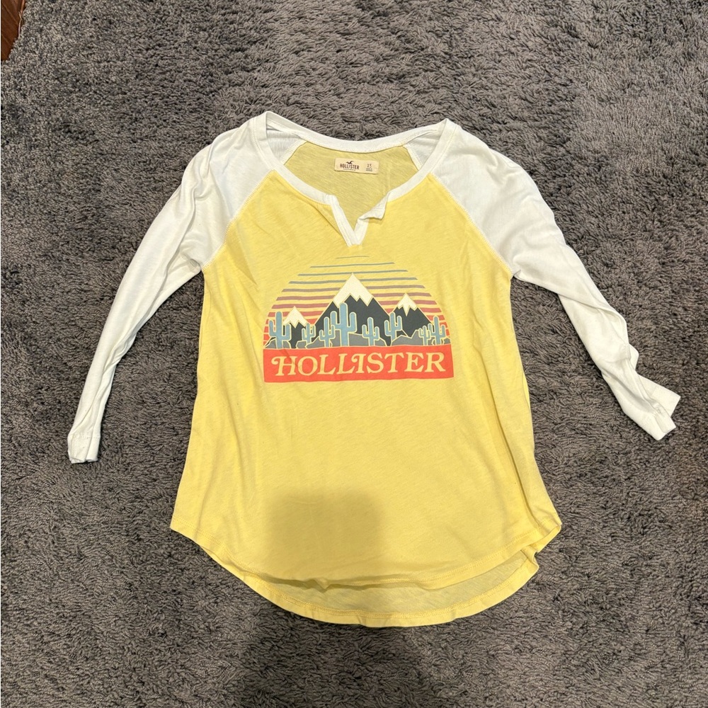 Hollister Yellow and White V-Neck Long Sleeve Tee